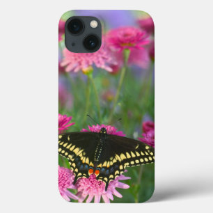 Schwarzer Frack-Schmetterling auf dunkler rosa Case-Mate iPhone Hülle