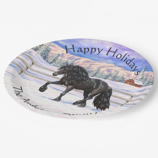 Schwarzer Friesian Draft Horse Trott in Snow Pappteller (Schrägansicht)