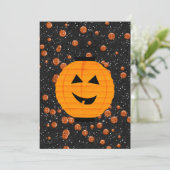Schwarzer Funkelnd Glitzer und Pumpkin Lantern Einladung (Stehend Vorderseite)