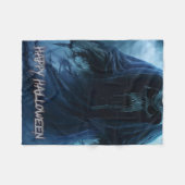 Schwarzer Geist in einer hellischen Landschaft - H Fleecedecke (Vorderseite (Horizontal))