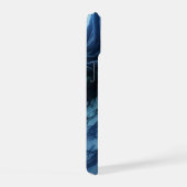 Schwarzer Geist in einer hellischen Landschaft - H iPhone 15 Hülle (Rechte Seite)