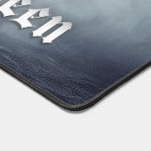 Schwarzer Geist in einer hellischen Landschaft - H Schreibtischunterlage (Ecke)