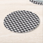 Schwarzer Gingham Runder Pappuntersetzer (Angewinkelt)