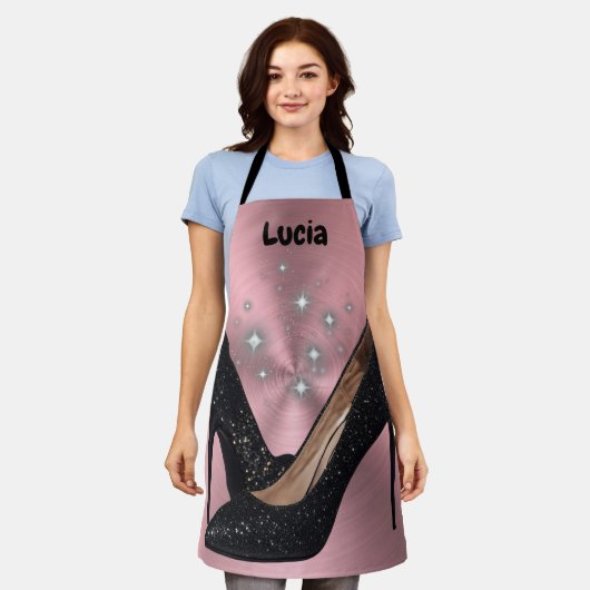 Schwarzer Glitzer High Heel Shoel auf Rosa | Schürze (Getragen)