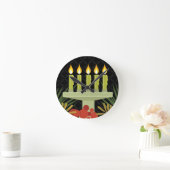 Schwarzer glücklicher Kwanzaa Runde Wanduhr (Zuhause)