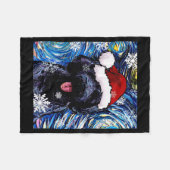 Schwarzer Goldendoodle Labradoodle Weihnachtsmann Fleecedecke (Vorderseite (Horizontal))