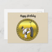 Schwarzer Gürtelkarate-Mann, der eine schwarze Tra Postkarte (Vorne/Hinten)