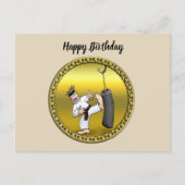 Schwarzer Gürtelkarate-Mann, der eine schwarze Tra Postkarte (Vorderseite)