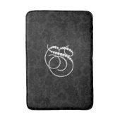 Schwarzer Hintergrund Weißer Diamant B Badematte (Vorderseite Vertikal)