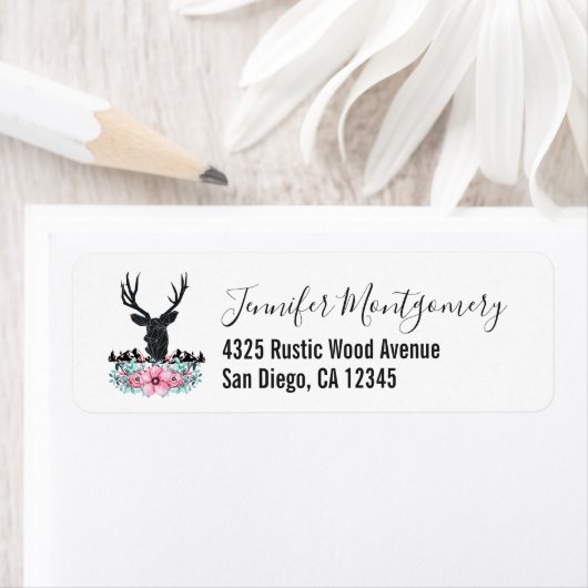 Schwarzer Hirschkopf mit rosa Florals & Mountains (Insitu)