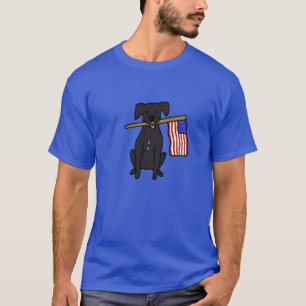 Schwarzer Hund mit US-Flagge T-Shirt