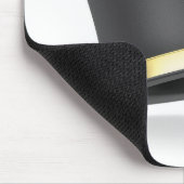 Schwarzer Hut mit goldfarbenem Band Mousepad (Ecke)