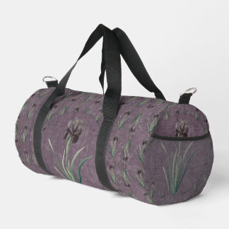 Schwarzer Iris auf antiken Tapisserien Duffle Bag