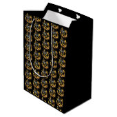 Schwarzer Jack-O' Lantern Pattern Halloween Mittlere Geschenktüte (Rückseite Schrägansicht)