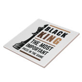 Schwarzer König das wichtigste Stück in Spiel 2 Fliese (Seite)