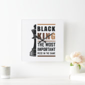 Schwarzer König das wichtigste Stück in Spiel 2 Quadratische Wanduhr (Zuhause)