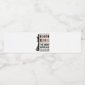 Schwarzer König das wichtigste Stück in Spiel 2 Wasserflaschenetikett (Einzelnes Label)