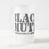 Schwarzer Köter-eisige Tasse (Vorderseite Links)