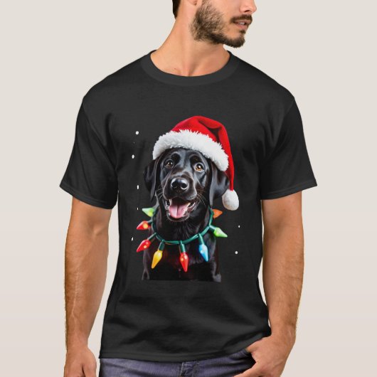 Schwarzer Lab Labrador Weihnachtsbaum Licht Pyjama T-Shirt (Vorderseite)