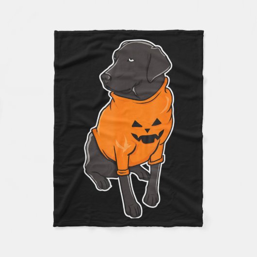 Schwarzer Lab-Mutt-Mischlingshund Halloween-Kürbis Fleecedecke (Vorderseite)