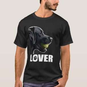 Schwarzer Labhund mit Tennisball-Liebhaber T-Shirt