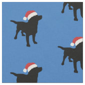 Schwarzer Labrador-Hund, der Sankt-Weihnachtshut Stoff (Nahaufnahme)