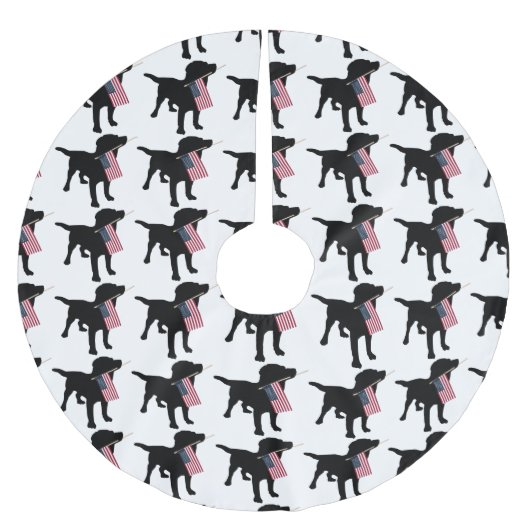 Schwarzer Labrador-Hund mit amerikanischer Flagge Polyester Weihnachtsbaumdecke (Vorderseite)