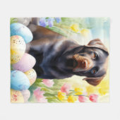 Schwarzer Labrador Hund mit Ostereiern Urlaub Fleecedecke (Vorderseite (Horizontal))