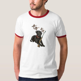 Schwarzer Labrador jagt Shirts