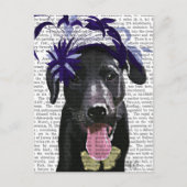 Schwarzer Labrador mit blauem Faszinator Postkarte (Vorderseite)