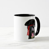 Schwarzer Labrador Pirate Tasse (VorderseiteRechts)