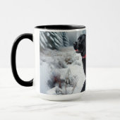 Schwarzer Labrador Retriever Hund in Winter Coffee Tasse (Links)