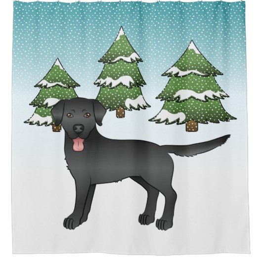 Schwarzer Labrador-Retriever im Winterwald Duschvorhang (Vorderseite)