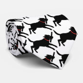 Schwarzer Labrador Retriever Muster läuft Krawatte (Gerollt)