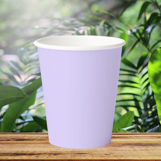 Schwarzer Lavendel mit fester Farbe Pappbecher