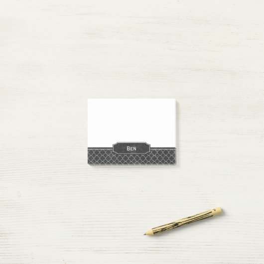 Schwarzer lederner Blick weißes Quatrefoil Post-it Klebezettel (Auf Schreibtisch)