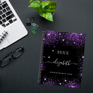 Schwarzer lila Glitterstaub-Name Schrift 2023 Planer