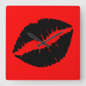 Schwarzer Lipstick mit Rot Quadratische Wanduhr (Vorderseite)