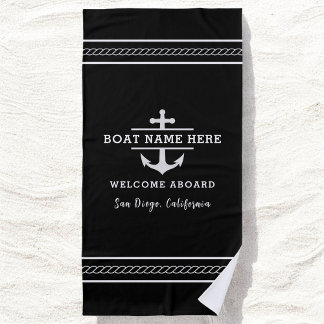 Schwarzer maritimer Bootsname Willkommen an Bord A Strandtuch