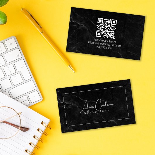 Schwarzer Marmor ElegantScript QR CODE Schwarz und Visitenkarte