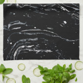 Schwarzer Marmorraum Handtuch (Gefaltet)