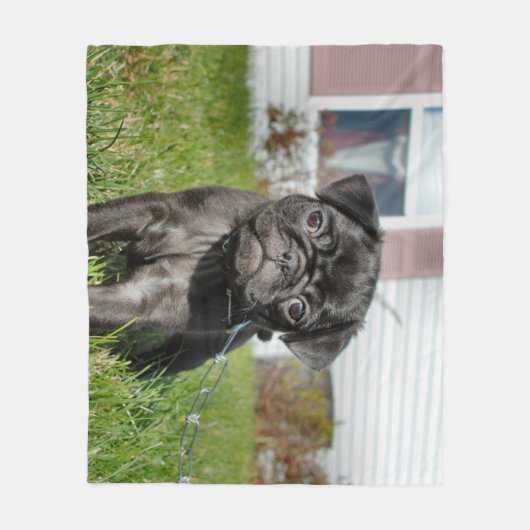 Schwarzer Mops Fleecedecke (Vorderseite)