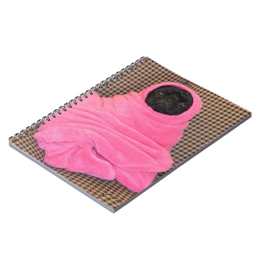 Schwarzer Mops in rosa Blanka Notizblock (Linke Seite)