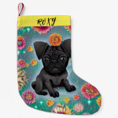 Schwarzer Mops Weihnachts-Strumpf mit Namen. Kleiner Weihnachtsstrumpf (Vorderseite)