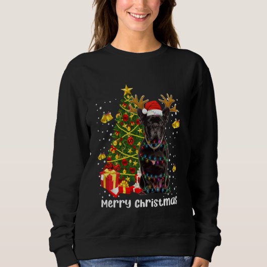 Schwarzer Mops Weihnachtsbaum Lichter Weihnachten Sweatshirt (Vorderseite)