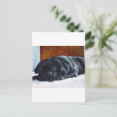 Schwarzer Mops Welpe Postkarte (Stehend Vorderseite)