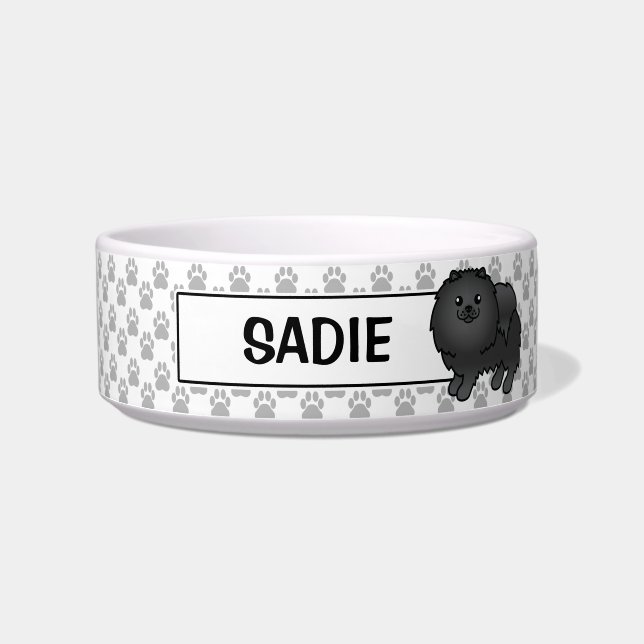 Schwarzer Niedlicher Spitz und Name des Tieres Napf (Vorderseite)