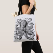 Schwarzer Oktopus von Ernst Haeckel Tasche (Von Nahem)