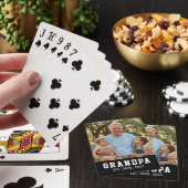 Schwarzer Opa gegründetes Foto Spielkarten (In Situ)
