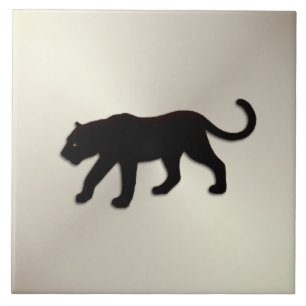 Schwarzer Panther auf Gold Fliese